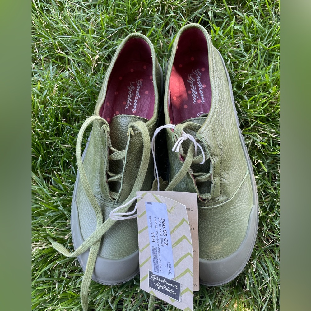 Gundrun Sjoden NWT Leather Sneakers Walking Shoes